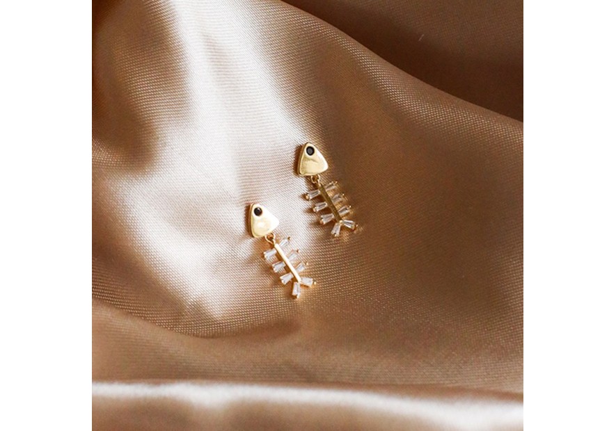 BRINCO PEIXE ZIRCONIA